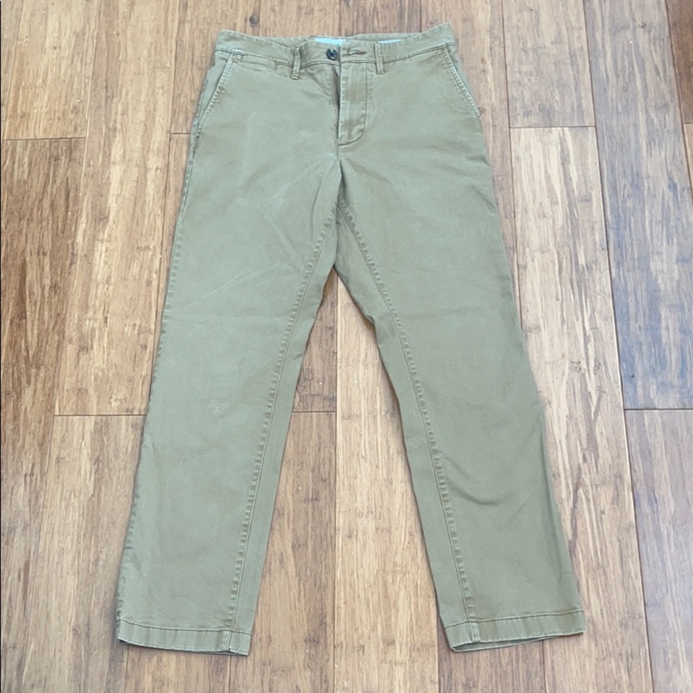 Men’s Athletic Fit Hennepin Chino Pants